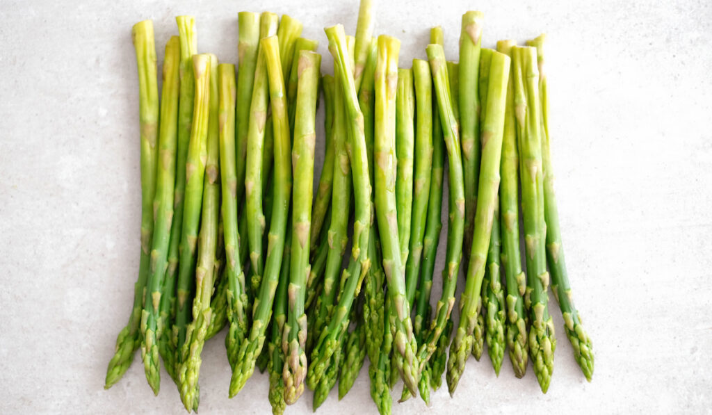 Green asparagus on the table